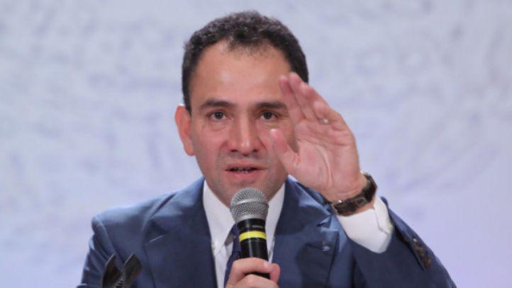 Hacienda promete reponer becas a estudiantes afectados por extinción de fideicomisos