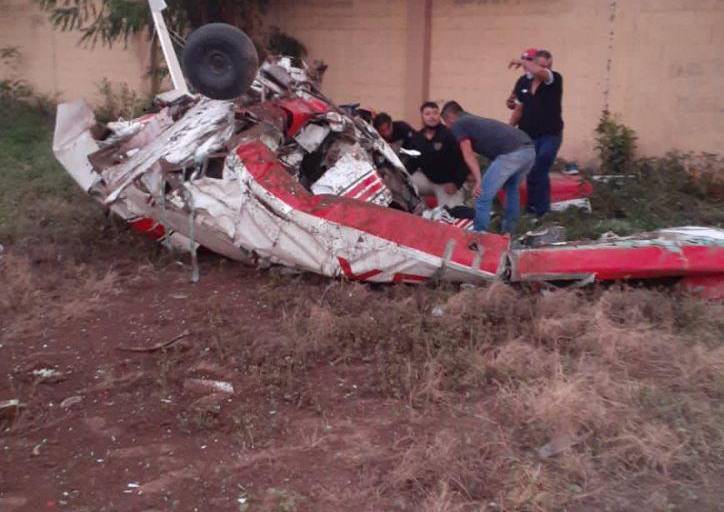 Se desploma avioneta en plena revelación de sexo en Navolato; muere piloto