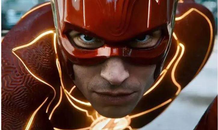 Una vez más, el estreno de The Flash en el cine es aplazado.
