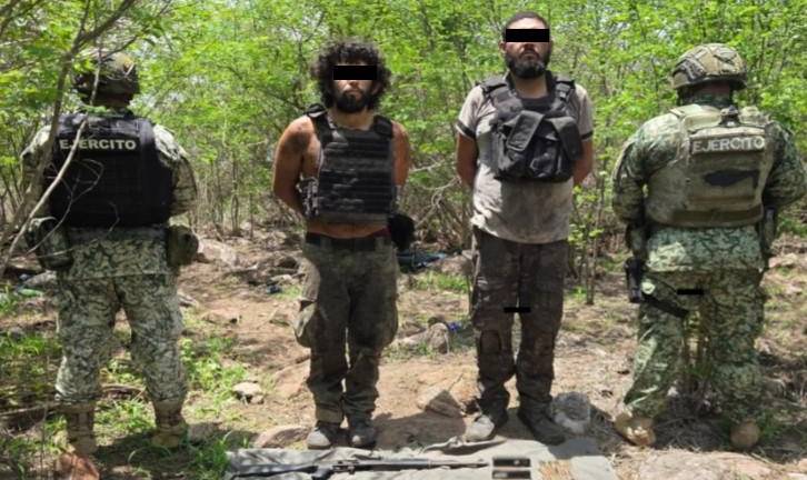El Ejército detuvo a dos hombres en Escuinapa y desmantela tres camapamentos clandestinos.