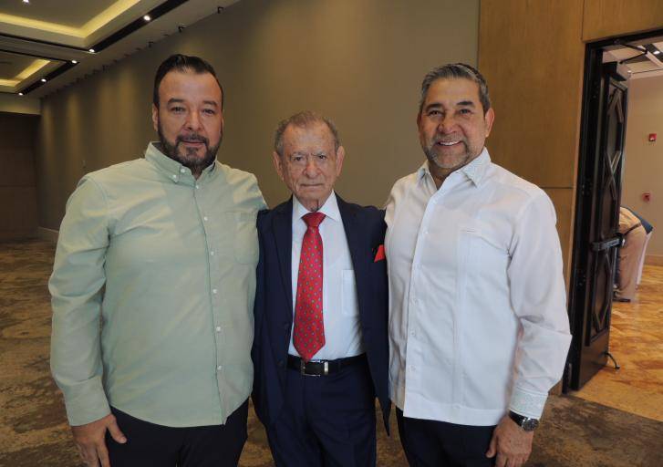 Comparte Efraín Romo Santos la historia de la oftalmología en Sinaloa