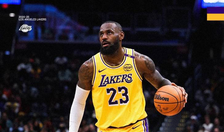 LeBron James tuvo una noche de 24 puntos y 11 asistencias.