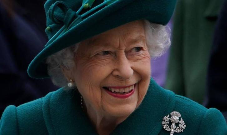 Reina Isabel II celebra 70 años en el trono británico