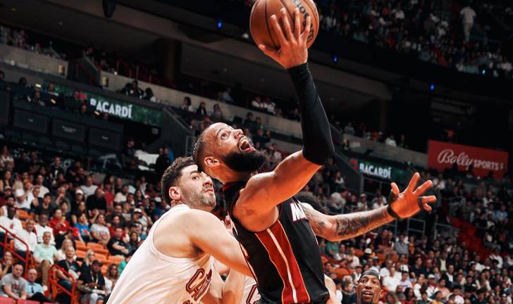 El Heat logra la mayor ventaja en más de una década; supera a los Cavaliers 121-84