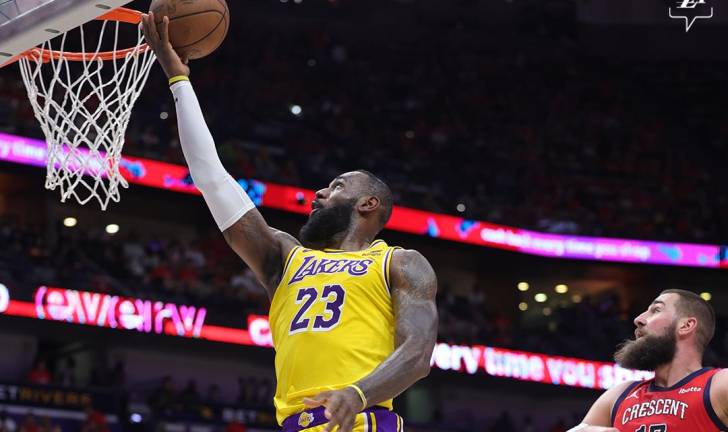 LeBron James emergió como la figura de los Lakers.