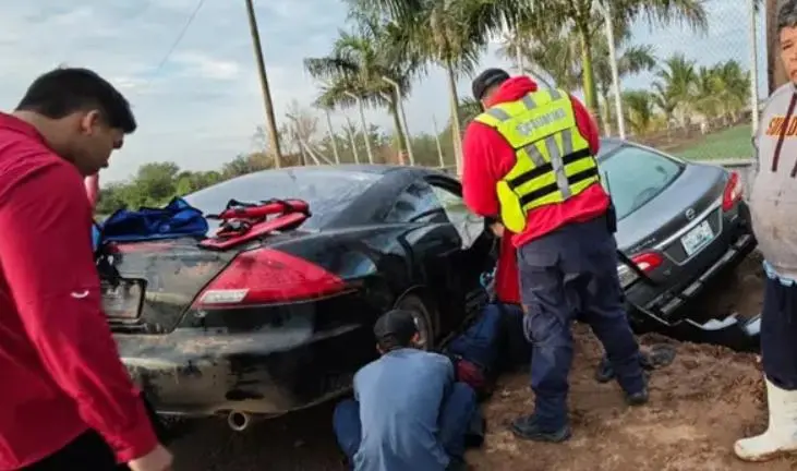 El accidente en El Carrizo dejó dos hombres sin vida y dos personas lesionadas.