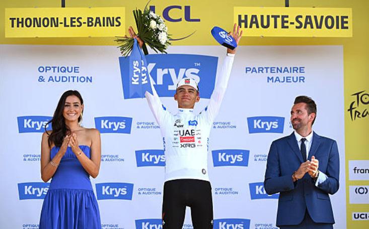 $!Isaac del Toro, quinto lugar en etapa 16 y conserva lugar en podio; Remco Evenepoel liga triunfos