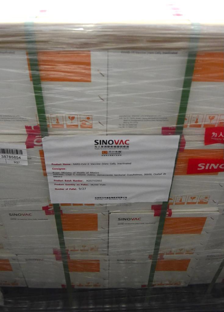 $!AMLO replantea plan de vacunación; siempre sí van primero adultos mayores y luego maestros