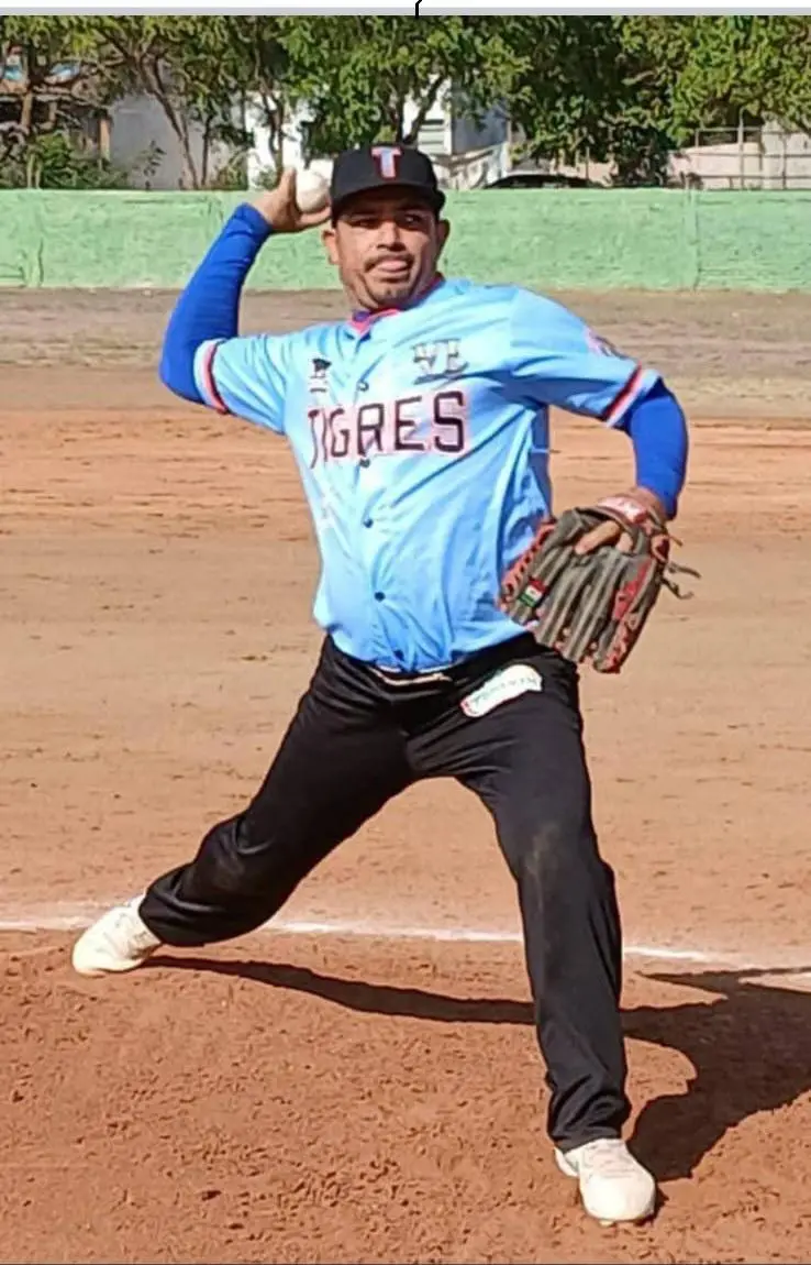 $!Diablos abolla corona a Frutería San Carlos en Liga Dominical