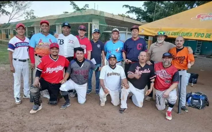 Radiadores Toño asume cima de Liga Sabatina del Polluelos