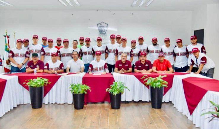 $!Selección Sinaloa parte rumbo al Nacional de Primera Fuerza en Ensenada
