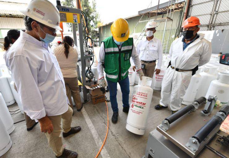 Trabajadores de Gas Bienestar protestan en CDMX por pago incompleto