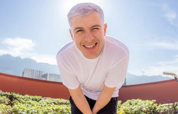 Guaynaa estrena su nueva canción con los Ángeles Azules