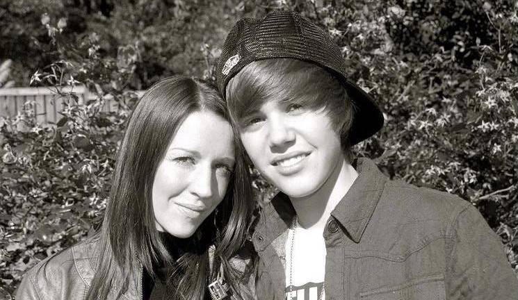 Justin Bieber con su mamá Patricia Elizabeth Mallette