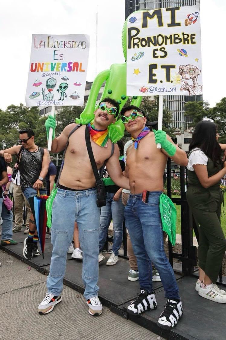$!Marcha del Orgullo reunió a 550 mil personas en CDMX; llegó hasta el Zócalo