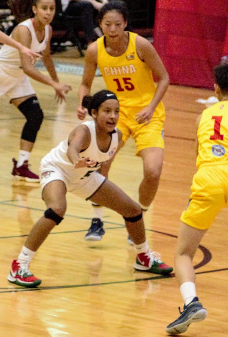 $!Hija del mazatleco Tomás Canizalez recibe invitación de NBA Latinoamérica