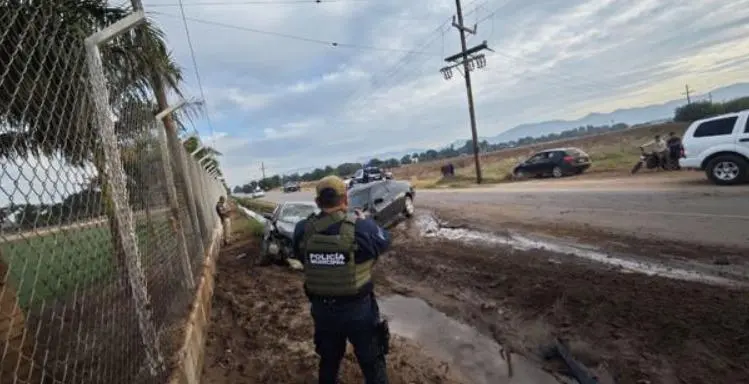 $!Choque en El Carrizo deja dos hombres sin vida y dos personas lesionadas