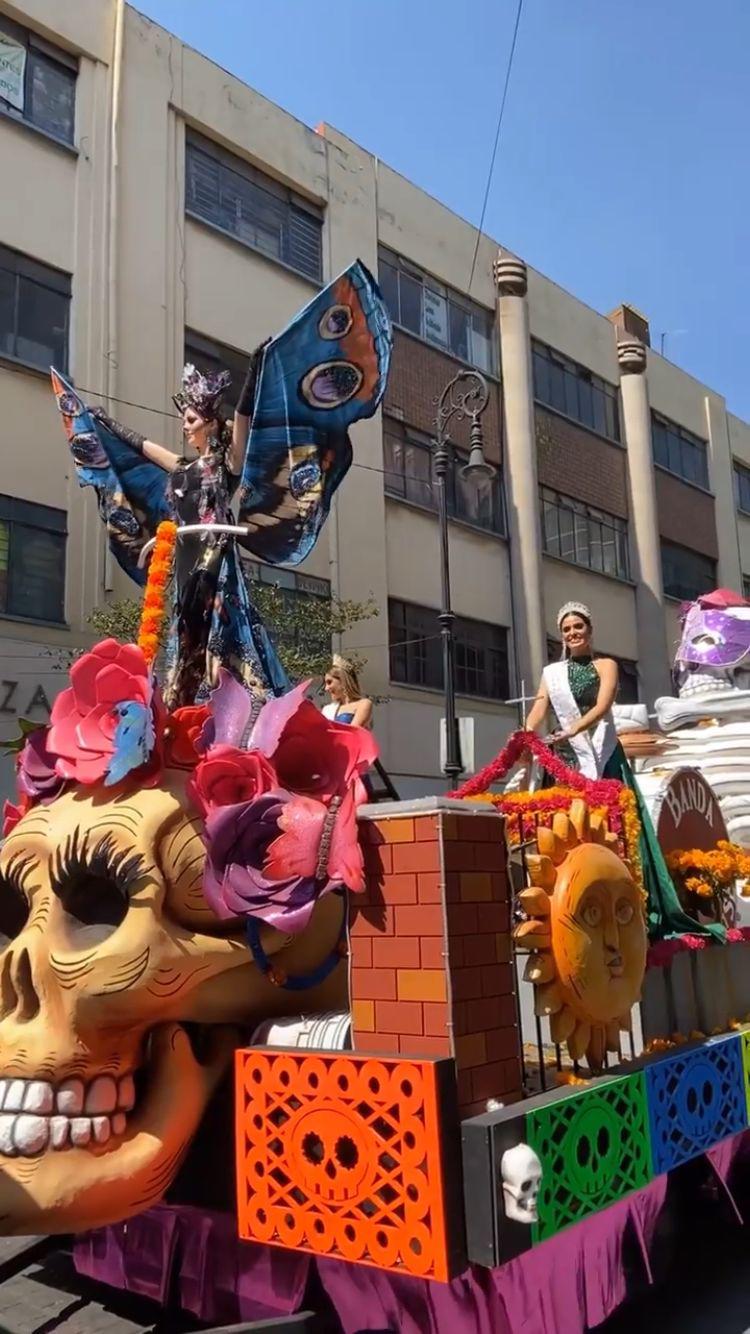$!Mazatlán, presente en el Desfile del Día de Muertos en la Ciudad de México