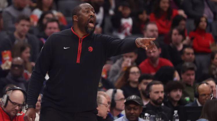 Adrian Griffin, el nuevo entrenador novato de Milwaukee Bucks