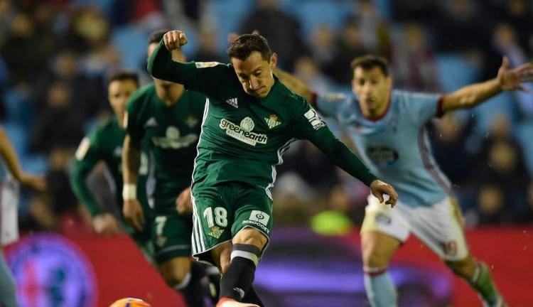 Andrés Guardado se vuelve a contagiar de Covid-19