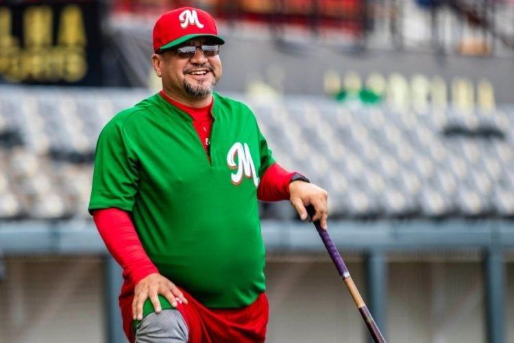 Tomateros de Culiacán da las gracias a Óscar Robles y anuncia a Roberto Vizcarra como mánager