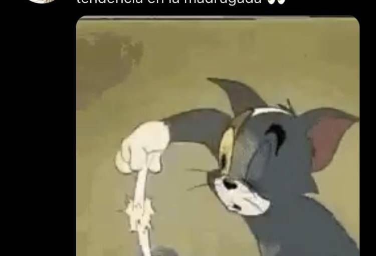 Belinda y Christian Nodal celebran un año de noviazgo