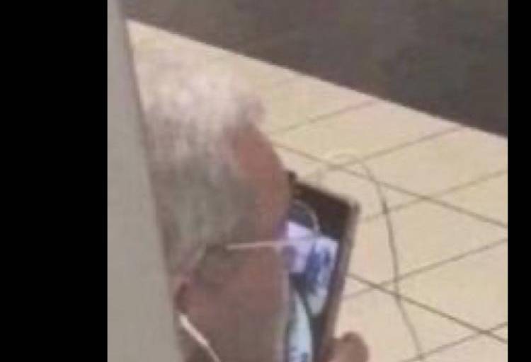 Belinda y Christian Nodal celebran un año de noviazgo