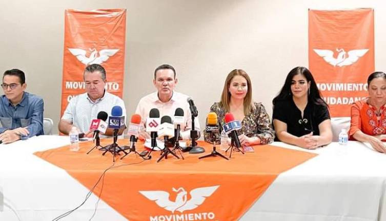 Tras la renuncia de Celia Jáuregui al partido, el dirigente de Movimiento Ciudadano en Sinaloa, Sergio Torres, señaló que será la sociedad quien valore este tipo de decisiones.