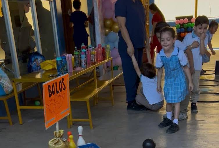 Juegan y aprenden alumnos de Cadi Las Américas en la Feria de las Matemáticas