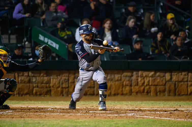 $!Sultanes iguala serie a Cañeros en apretado juego