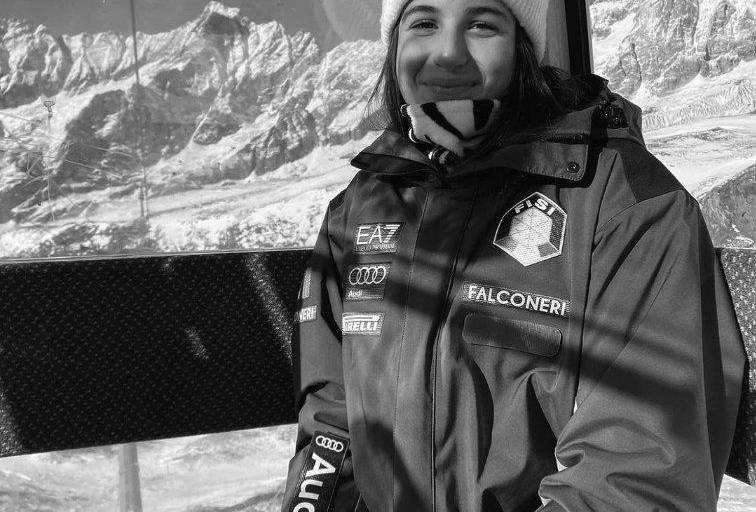 Fallece joven esquiadora italiana tras sufrir caída en entrenamiento