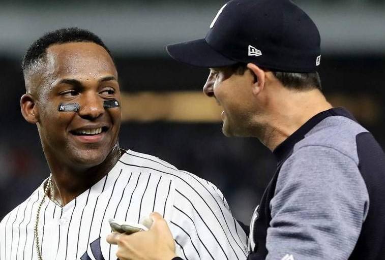 Miguel Andújar habría pedido a Yanquis que lo cambien