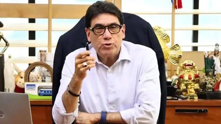 EU quita visa a Alcalde de Nogales, Sonora, de Morena; lo retuvieron varias horas