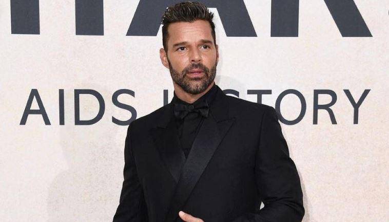 Ricky Martin enfrenta demanda de su ex mánager.