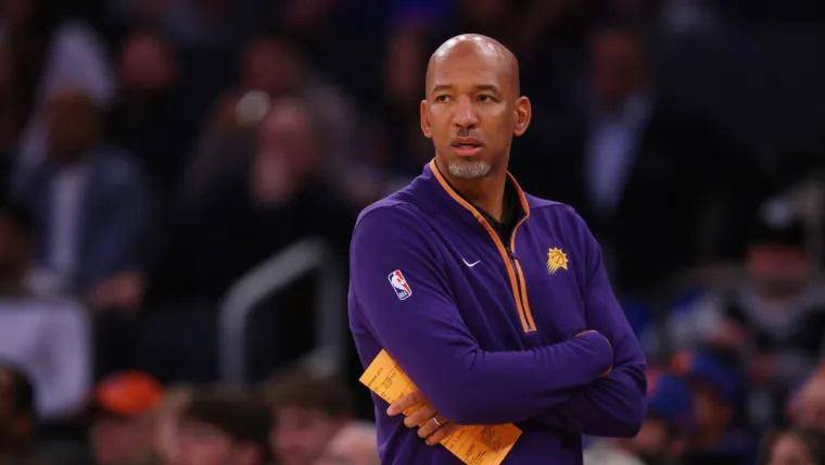 Suns despide a su entrenador tras ser eliminado de Playoffs