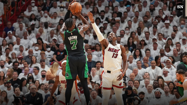 La defensa de Boston saca del mapa a Miami y los Celtics quedan a apenas un triunfo de llegar a las Finales de la NBA
