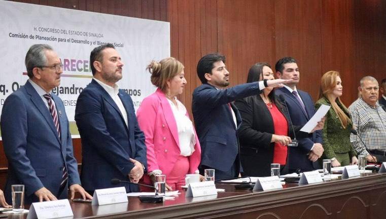 Omar Alejandro López Campos compareció ante el Congreso del Estado para rendir cuentas sobre las acciones y resultados alcanzados en 2025.