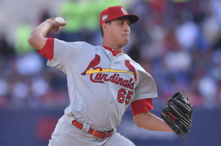 Giovanny Gallegos se queda con el triunfo ante los Dodgers