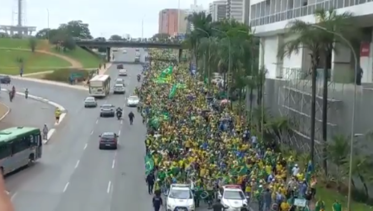 Manifestaciones de la derecha en Brasilia ocurrido este domingo, que terminó con disturbios en Palacio de Gobierno, Tribunal de Justicia y el Congreso.