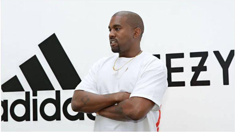 Por sus malos comentarios, Kanye West dejará de colaborar con la marca deportiva.
