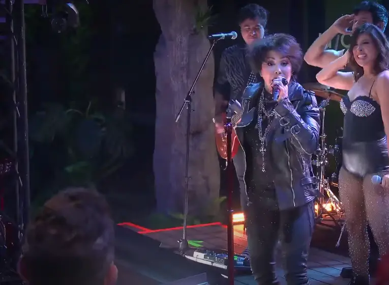 $!La Guzmán llega con su banda, interpretando sus mejores éxitos.