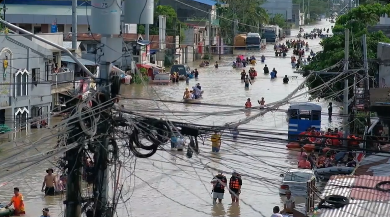 Inundaciones en Filipinas deja al menos 126 muertos y desaparecidos