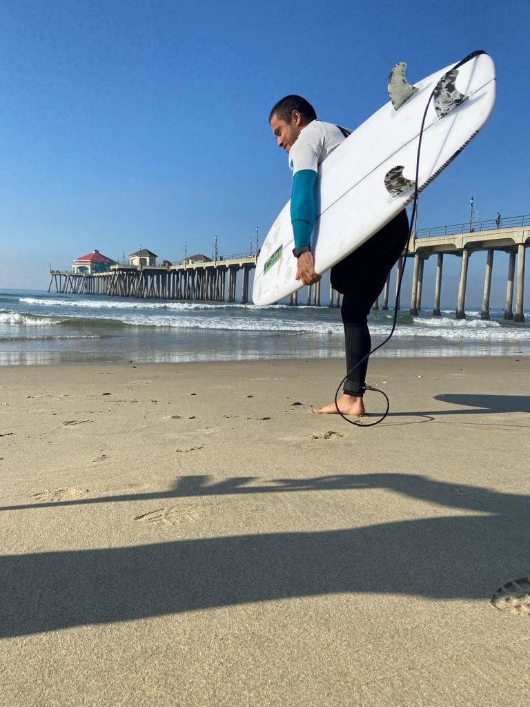 $!Mazatleco Martín Díaz conquista plata en el Torneo de Surf Pro Adaptive Surfing League 2021