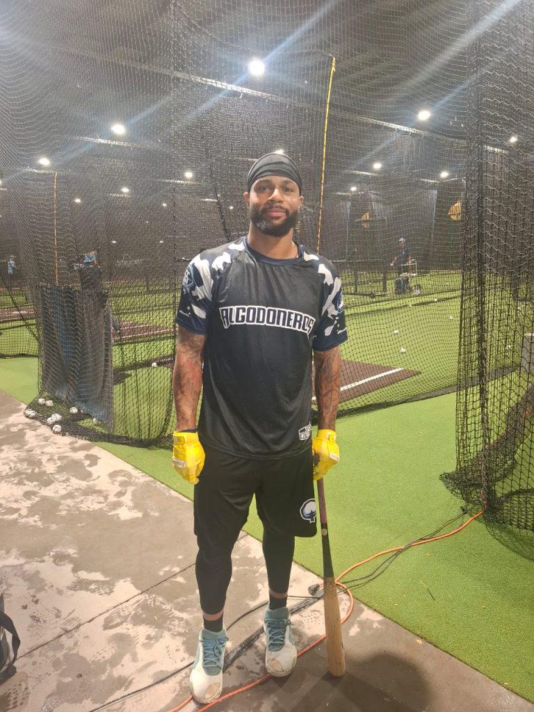 $!José ‘Cheo’ Moreno tiene su primer encuentro con sus peloteros en Algodoneros de Guasave