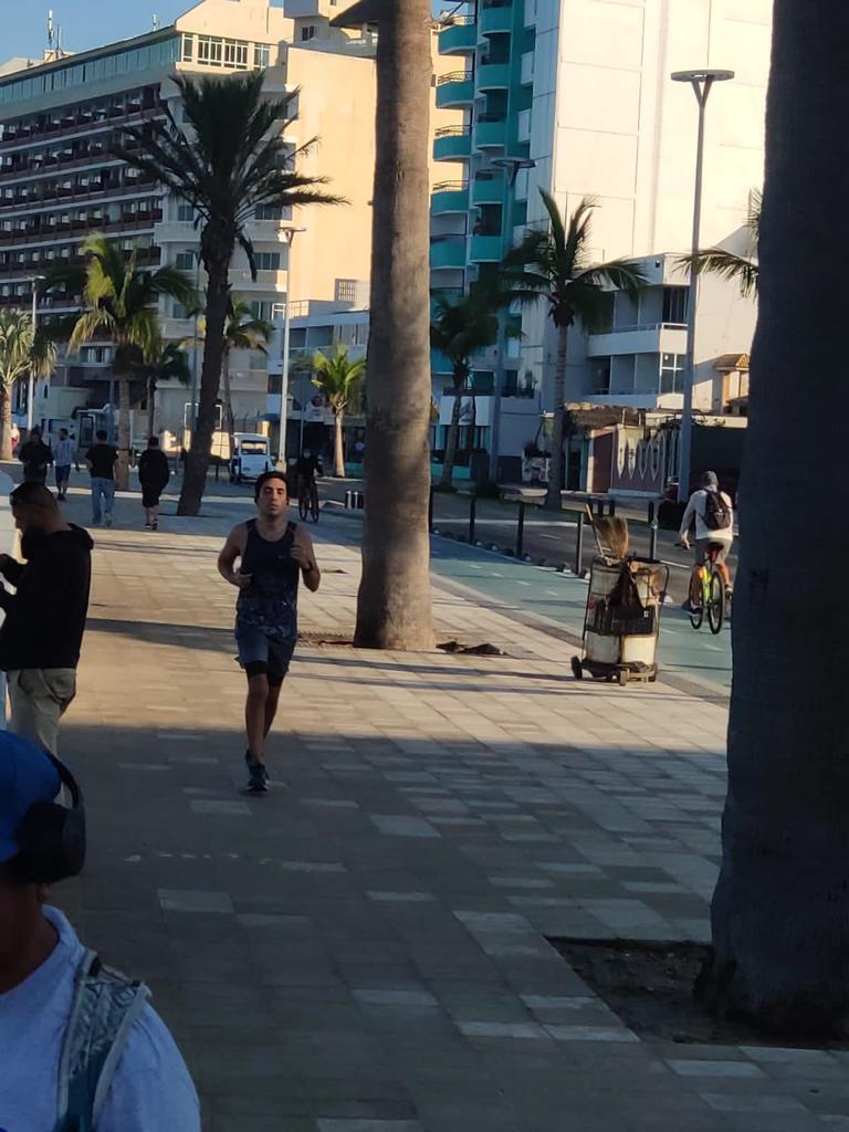 $!Germán Díaz tiene su propio Maratón y corre los 42K en el Malecón de Mazatlán