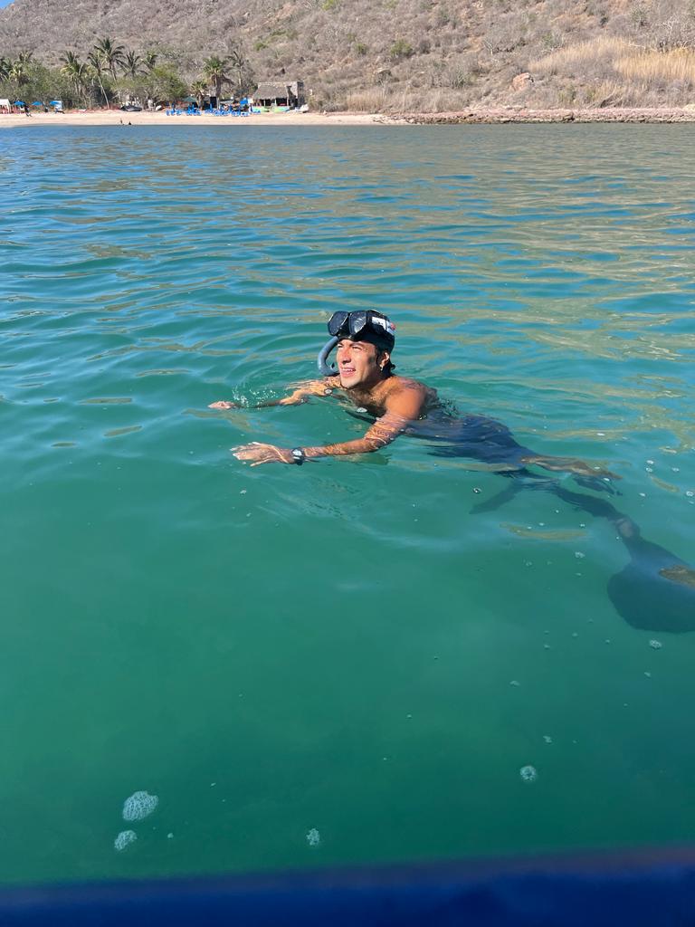 $!Realizan limpieza submarina en las aguas frente a Isla Venados