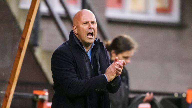 Liverpool alcanza acuerdo con Feyenoord por Arne Slot