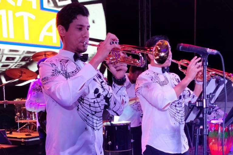 El Teatro del Pueblo se convierte en una gran pista de baile