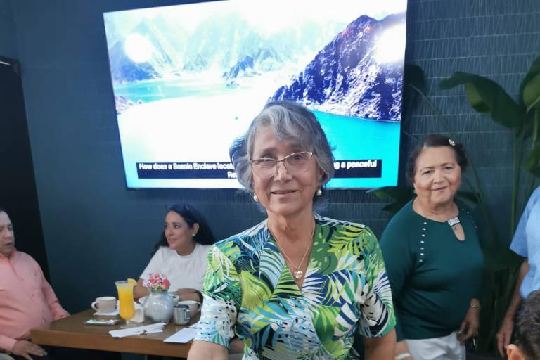 Celebra su cumpleaños María de los Ángeles Beltrán Ramírez