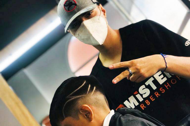 Mister Barbershop un concepto novedoso de barbería, pioneros en el puerto de Mazatlán, Sinaloa. Dedicados a crear experiencias extraordinarias
